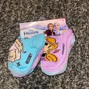 2T-3T girls socks brand new